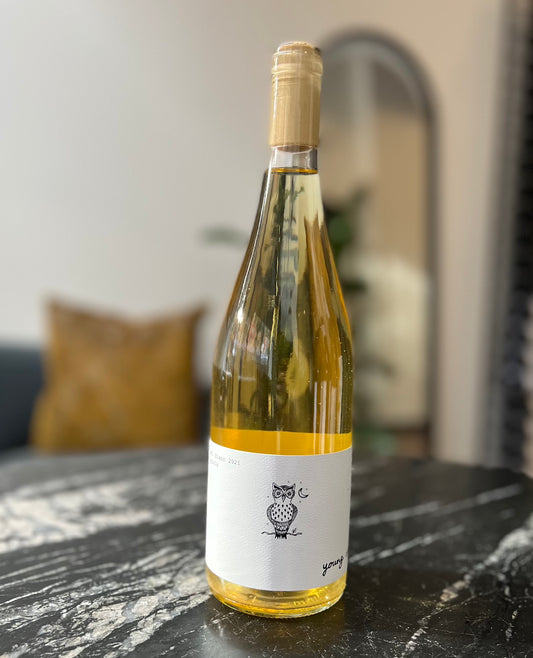Early Mountain, Young White Wine, Vidal Blanc (2021)